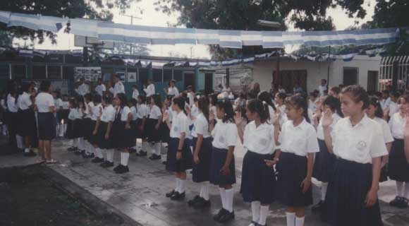 Colegio PTB fue fundado en 1984